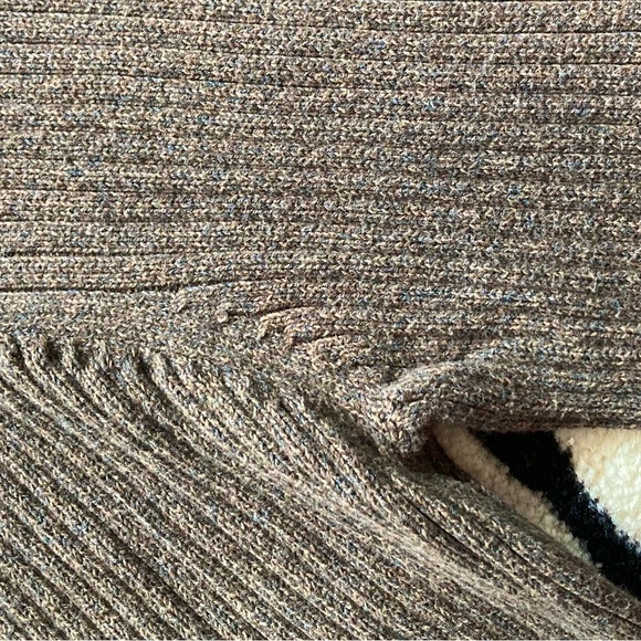 LIKE NEW CKJ Brown Zip Sweater - Picture 4 of 8